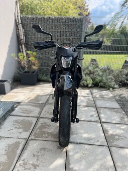 KTM 690 SMC R 2019 nová v ČR - 3