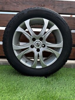 Alu kola 5x114.3 r17 s pneu (niss) - 3