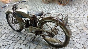 Motocykl MR. 40 léta. - 3