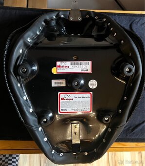 Harley - Davidson, sedlo řidiče Mustang. - 3