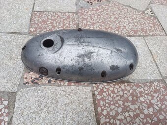 Viko motoru na Jawu ČZ 125-175, a skútr ČZ 501-502 - 3