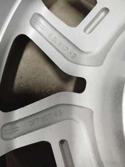 ALU originál Hyundai 6x139,7 6,5J R17 - 3