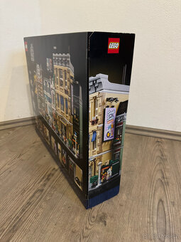 LEGO Creator Expert 10278 Policejní stanice 10/10 - 3