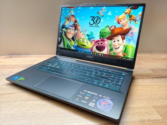 MSI CYBORG 15 B13V_i5-13420H_16GB_512GB SSD_RTX 4050 6GB - 3