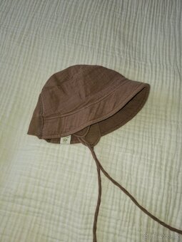 Mušelínový klobouček - 3