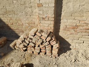 Cihly plné pálené z bouračky - REZERVOVANO - 3
