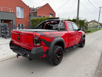 DODGE RAM 1500 HARD OFFROAD HEMI NAVIJÁK - 3
