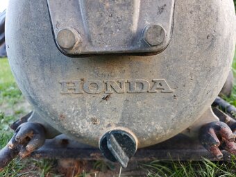 Kalové čerpadlo Honda - 3
