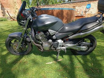 Honda Hornet 900 - 3