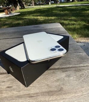 iPhone 11 PRO 64GB+ příslušenství - 3