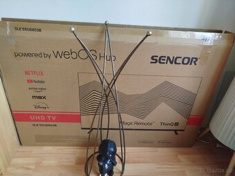 LCD HD TV - 3