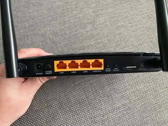 TP-Link Archer MR400 - 3