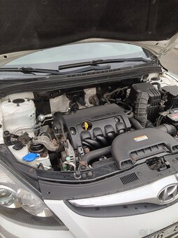 Hyundai hatback i30 - 3