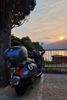 Prodám Vespa Piacio 300i limitovaná Sei Giorni - 3