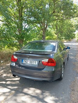 Bmw e90 325i - 3