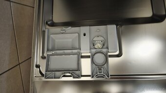 Electrolux myčka 45cm - 3