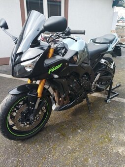 Yamaha FZ1 - 3