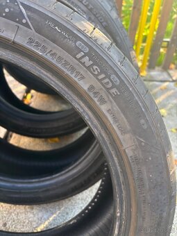Sada letních pneumatik - Royalblack 225/45 R17 94W - 3