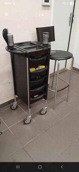 kadeřnický nábytek - vybavení - 3