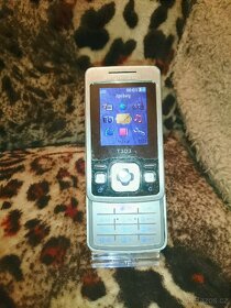 Prodám vysouvací mobilní telefon Sony Ericsson T303 - 3