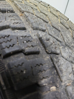 P: starší Yokohama Geolandar 245/70 R16 107T M+S 2ks - 3