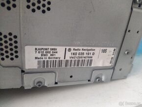 Navigace Blaupunkt RNS 300 (autoradio) - 3