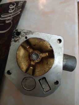 VODNÍ PUMPA - AVIA - 3