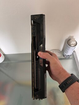 Sapphire nitro + RX VEGA 64 - 3