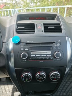 SUZUKI sx4 1.6 16V - 4x4 - benzin (nadstandardní výbava) - 3