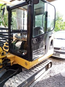 Bagr CAT 302,5 - 3