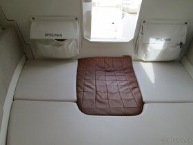 Prodám kajutovou sportovní loď BAYLINER 742 CUDDY - 3