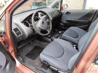 Prodám jen dily Honda jazz - 3