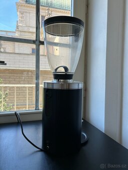 Mahlkönig E65S – profesionální espresso mlýnek - 3