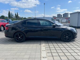 Škoda Superb 2.0 TDi 4x4 DSG Sportline ČR 2019 tažné panoram - 3
