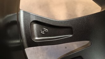 R17 5x114,3 mm ALU disky antracitovo-leštené - 3