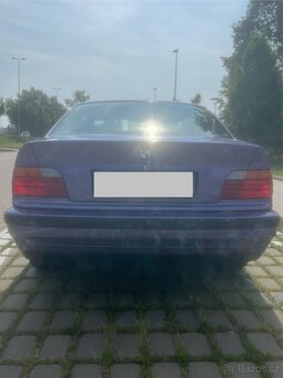 BMW e36 325iA Coupe - 3