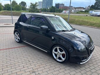 Suzuki Swift 1.5i 75kW Sport Black Edition - 3