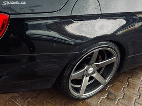 BMW E93 330d 2010 - 3