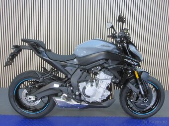 CFMOTO 675NK - 3