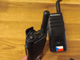 Vysílačky Motorola SL1600 UHF - 3