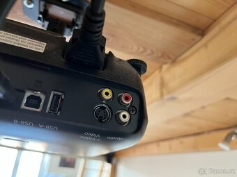 Filmový projektor Epson EH-TW550, perfektní stav - 3