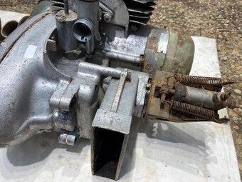 Motor Velorex - 3