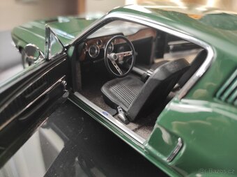Ford Mustang Bullit 1968 Autoart - 3