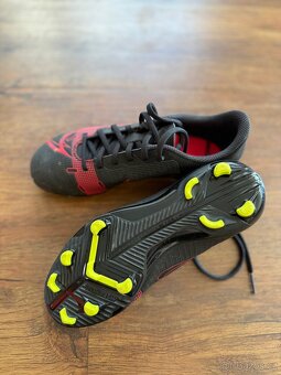 Dívčí kopačky NIKE - vel. 33 - 3