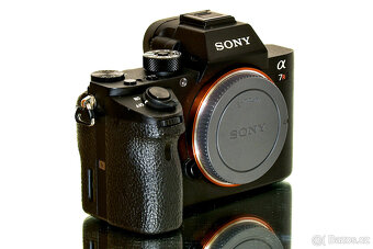Sony A7RII + 128GB + 3x baterie TOP STAV - 3
