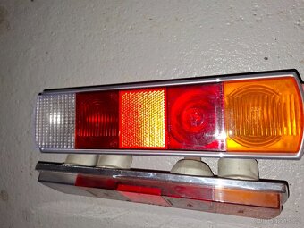 Prodám zadní světla škoda 110r škoda 100 škoda 130RS 120S - 3