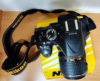 Nikon D5200 + AF-S 18-55 VR - 3
