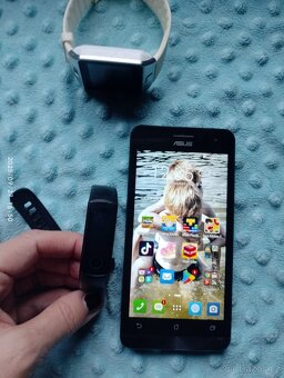 Asus ZenFone 5 16GB - 3