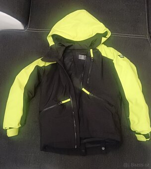 Dětská lyžařská bunda a boty - 3