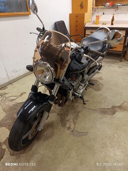 Honda CB900f Hornet - 3